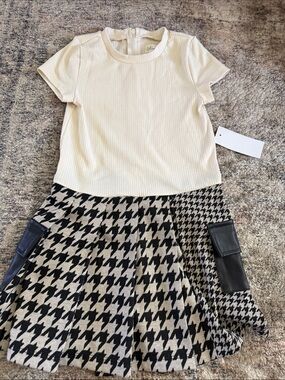 Nannette Cream Ribbed Top with Black and Cream Houndstooth Skirt